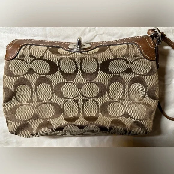 7pc Lux BUNDLE Coach, Michael Kors, Kate Spade, Vera Bradley, VS, Alex & Ani EUC - Picture 2 of 16